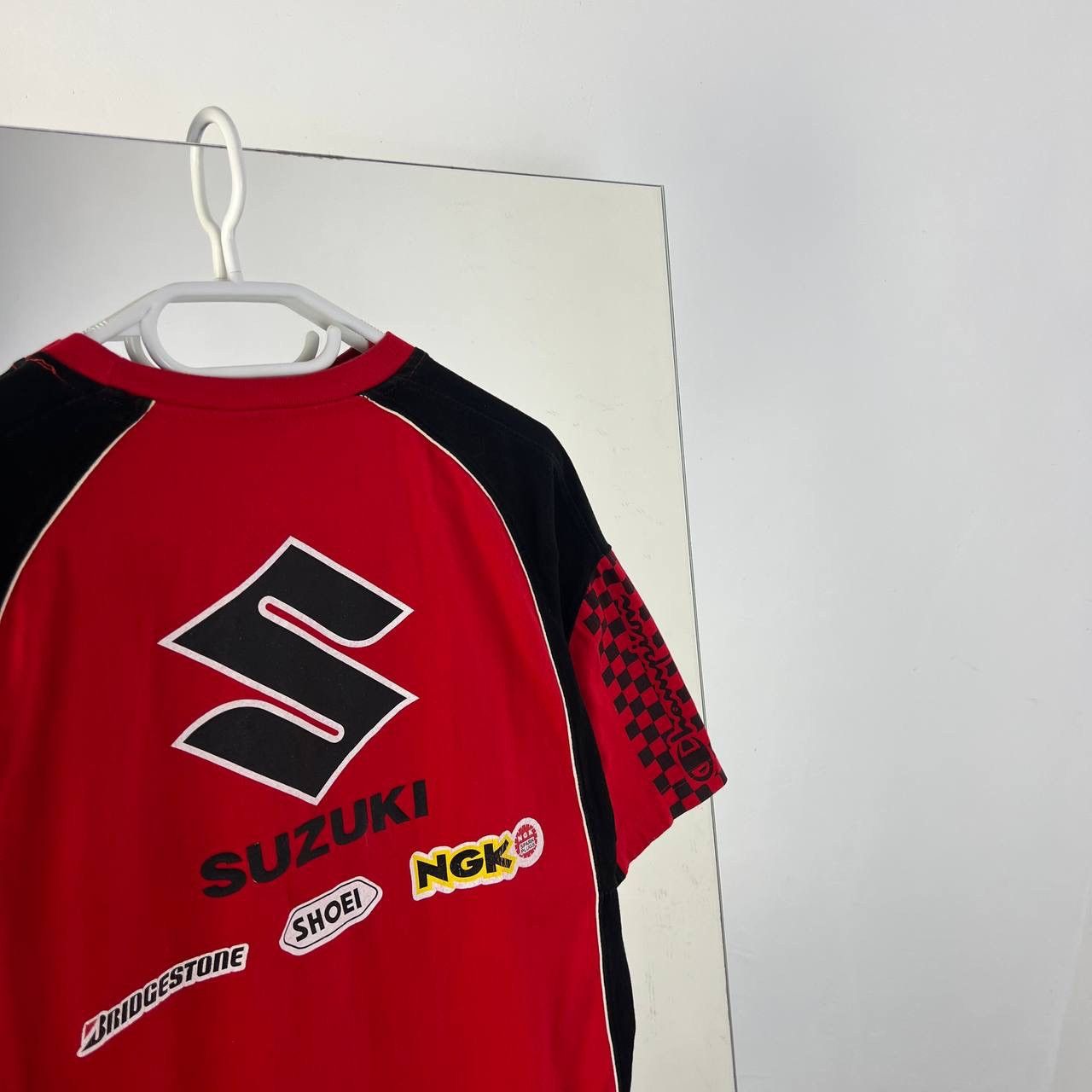 Vintage Vintage Y2K Suzuki Big Logo Racing T-Shirt Size US M / EU 48-50 / 2 - 6 Thumbnail