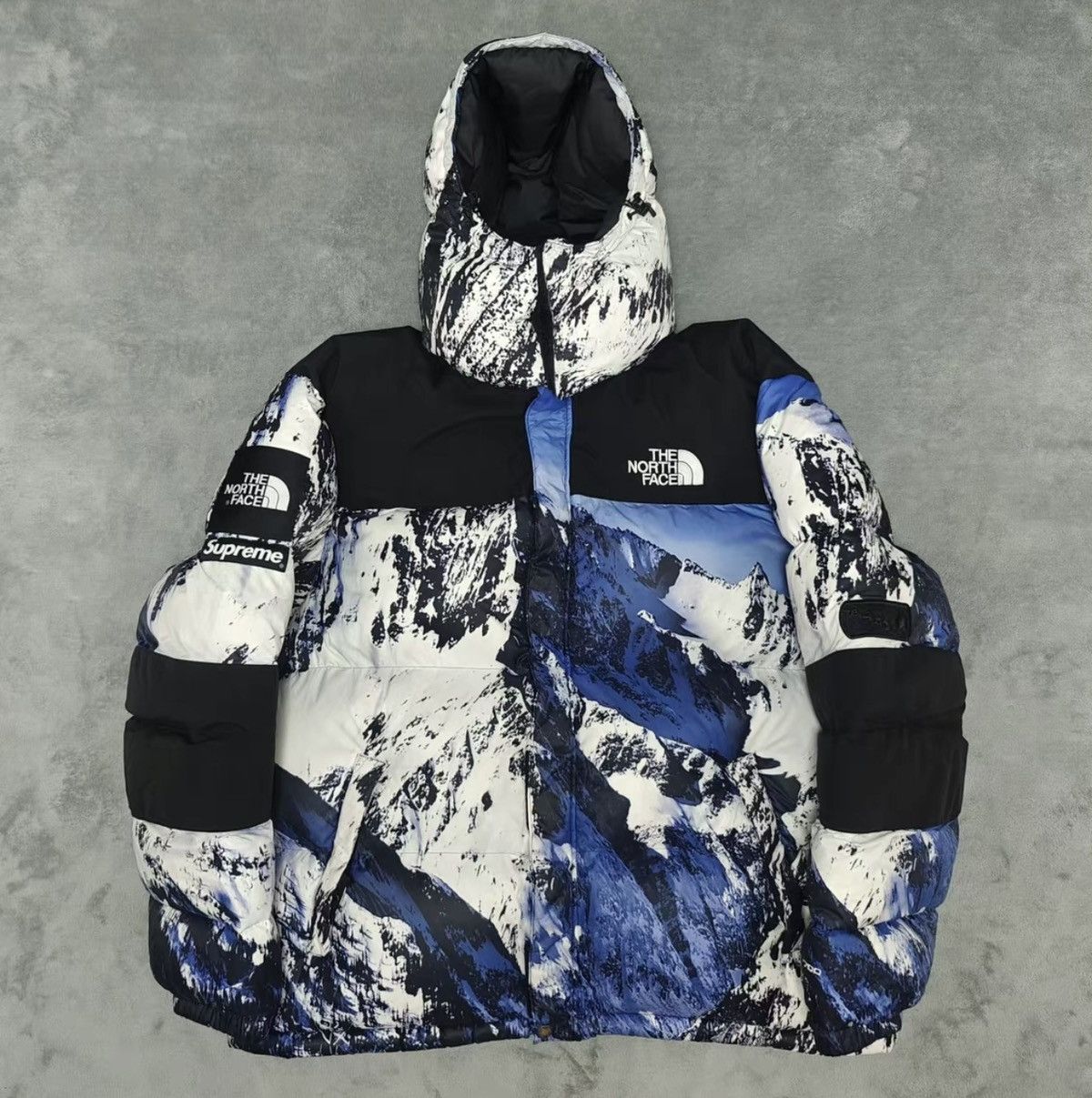 Supreme tnf the north face mountain baltoro nuptse Jacket