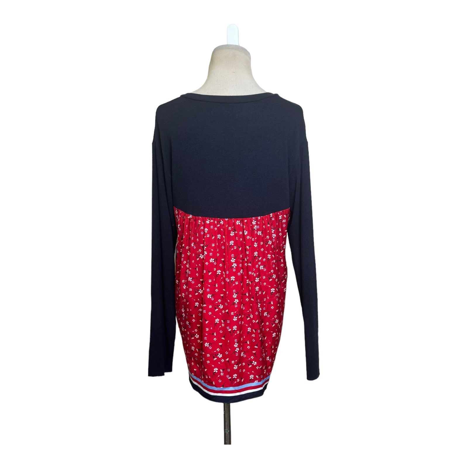 Bailey 44 Bailey/44 black red floral hi low tunic top size small Size S / US 4 / IT 40 - 3 Thumbnail