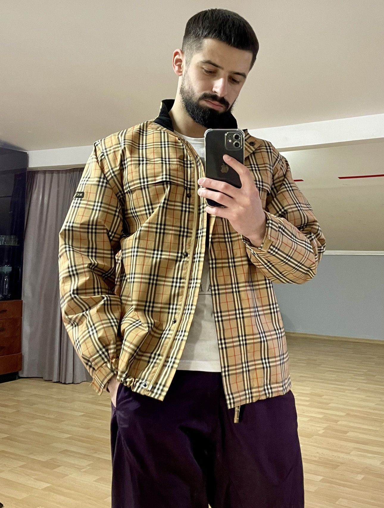 image of Burberry Golf Full Nova Check Gore-Tex Jacket in Beige, Men's (Size Small)