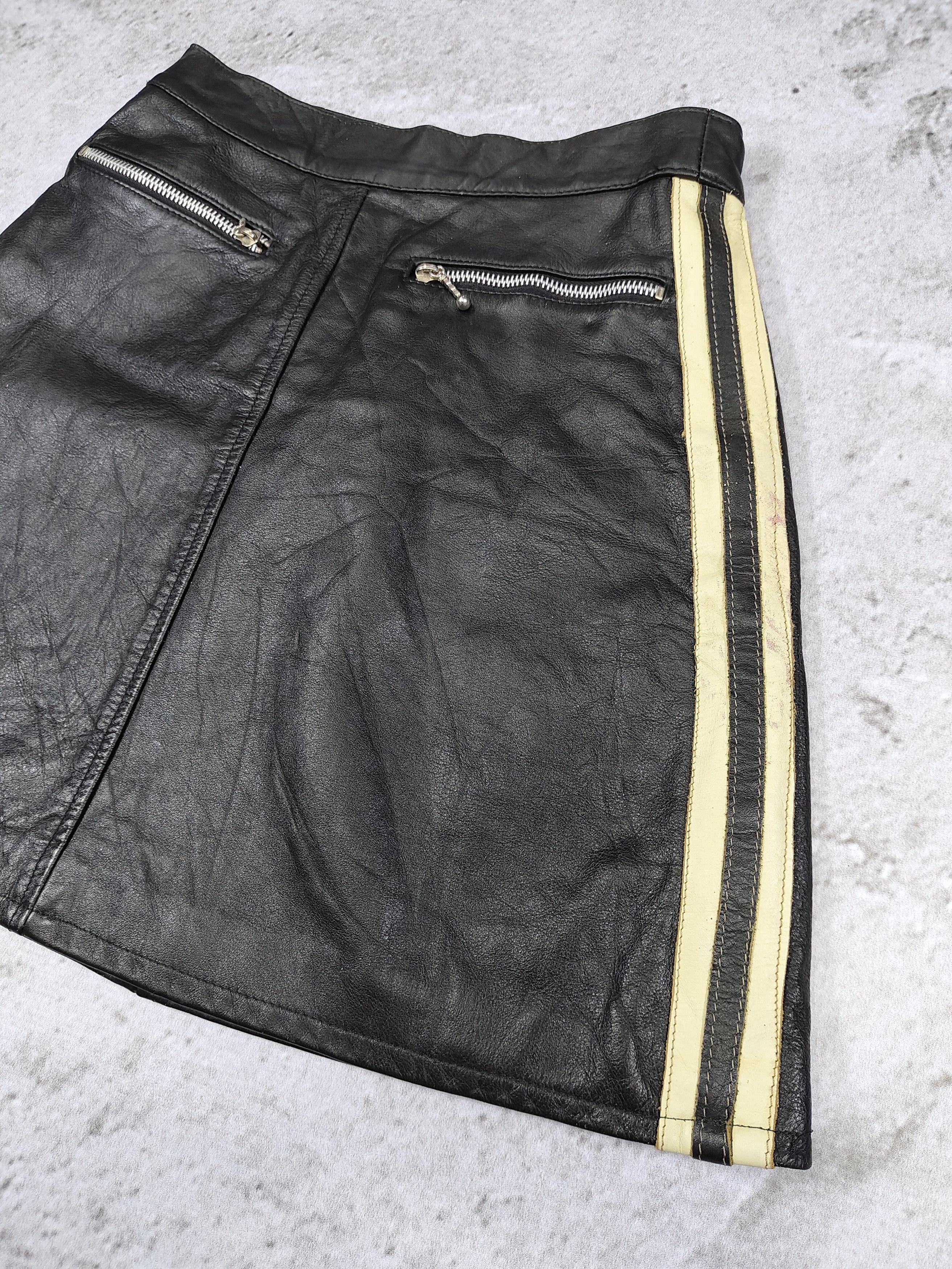Morgan De Toi 00s Morgan De toi- Y2K Biker Stripe Side Leather Mini Skirt Size 27" / US 4 / IT 40 - 3 Thumbnail