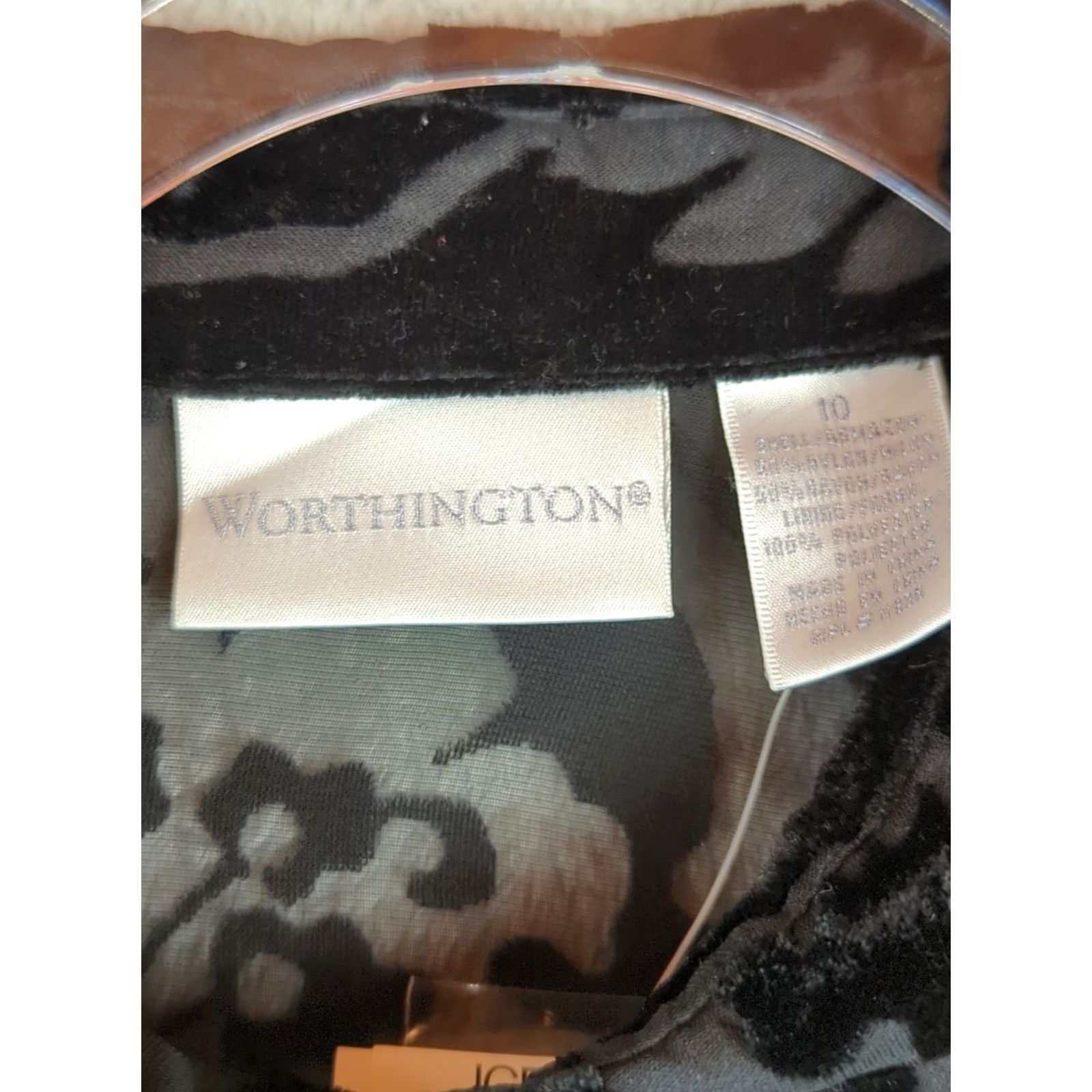 Worthington Worthington Black Velvet Bell Sleeve Blouse Top Women 10 NWT Bohemian Gothic Floral Velvety Bodice Shirt Size L / US 10 / IT 46 - 5 Thumbnail