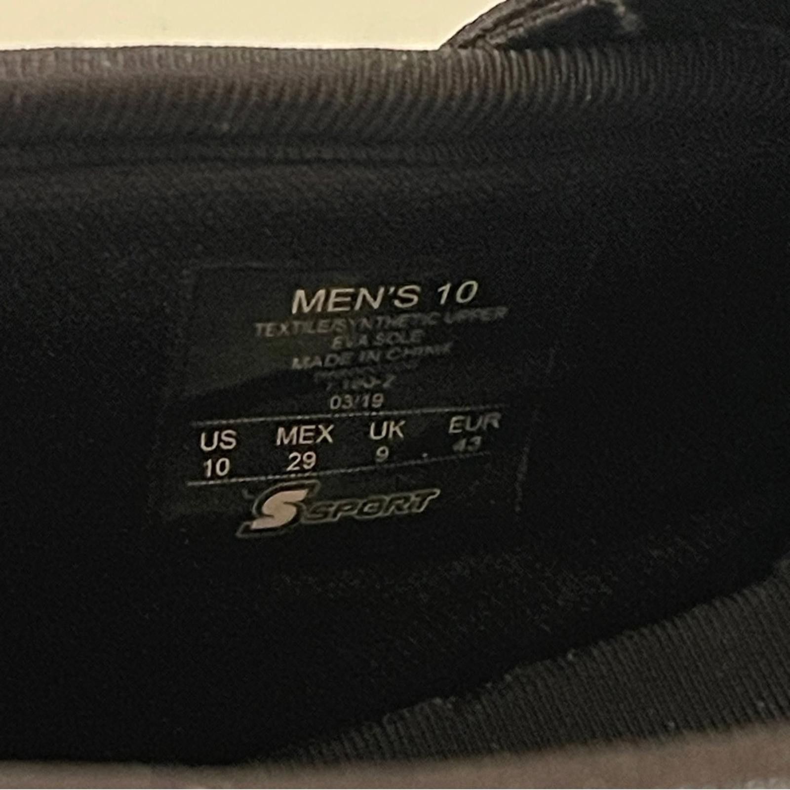 SKECHERS Skechers Men’s Slip-On Comfort Walk Shoes in many sizes Size US 10 / EU 43 - 7 Thumbnail