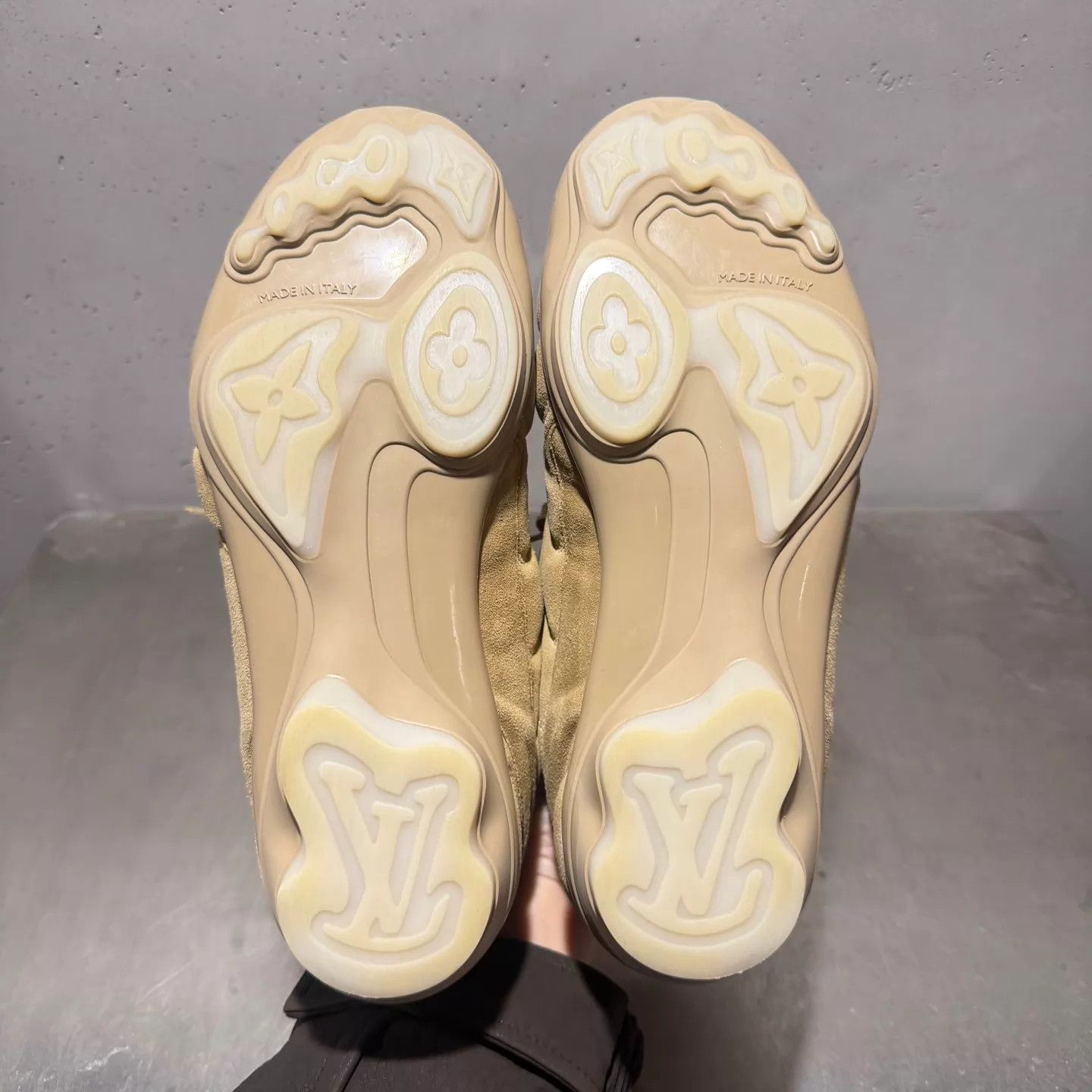 Louis Vuitton LV Footprint Soccer Cleats Brown Khaki 7(41) 99 New Size US 8 / EU 41 - 8 Thumbnail