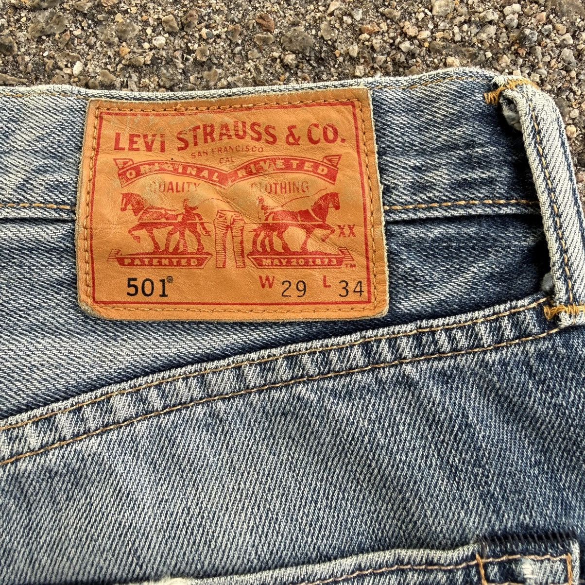 Levi's W30 Levi's 501 Button Fly Faded Denim Jean Pants Size US 30 / EU 46 - 13 Thumbnail