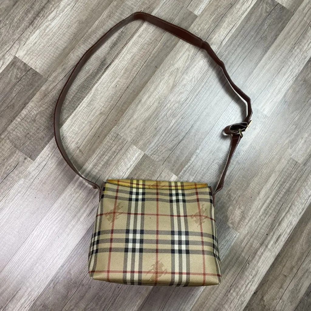 Burberry Burberry full pattern shoulder bag Measurements: 24x22x11cm Size ONE SIZE - 4 Thumbnail
