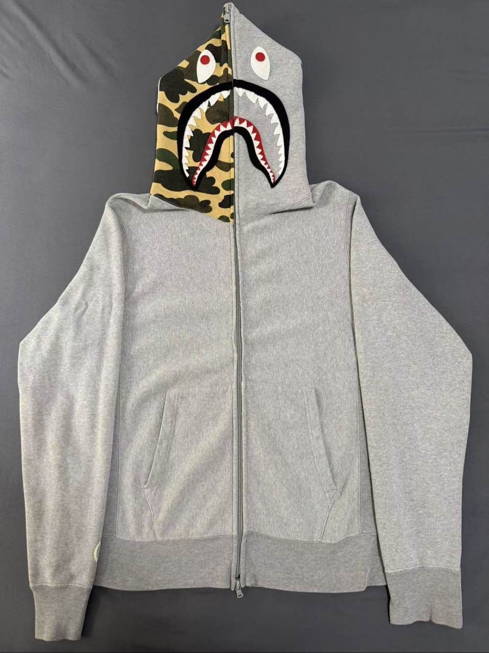Bape A Bathing Ape Shark Hoodie Gray Size M Size US M / EU 48-50 / 2 - 1 Thumbnail