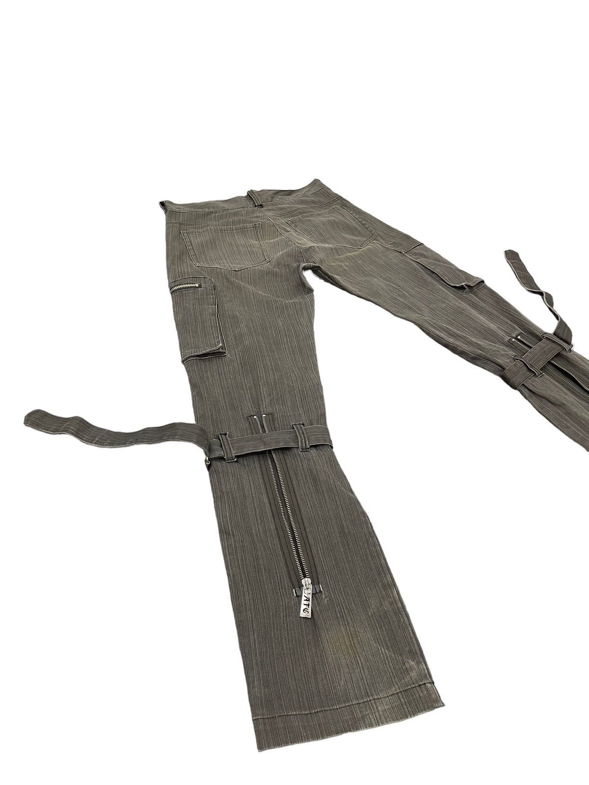 Japanese Brand Bondage Cargo Jeans In the Attic Regular 8🟦4 Size US 31 - 1 Thumbnail