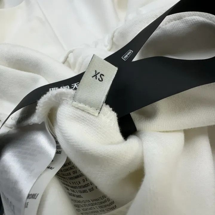 Gucci Gucci White Embroidered Knitted Cardigan for Women-2507 Size XS / US 0-2 / IT 36-38 - 2 Thumbnail