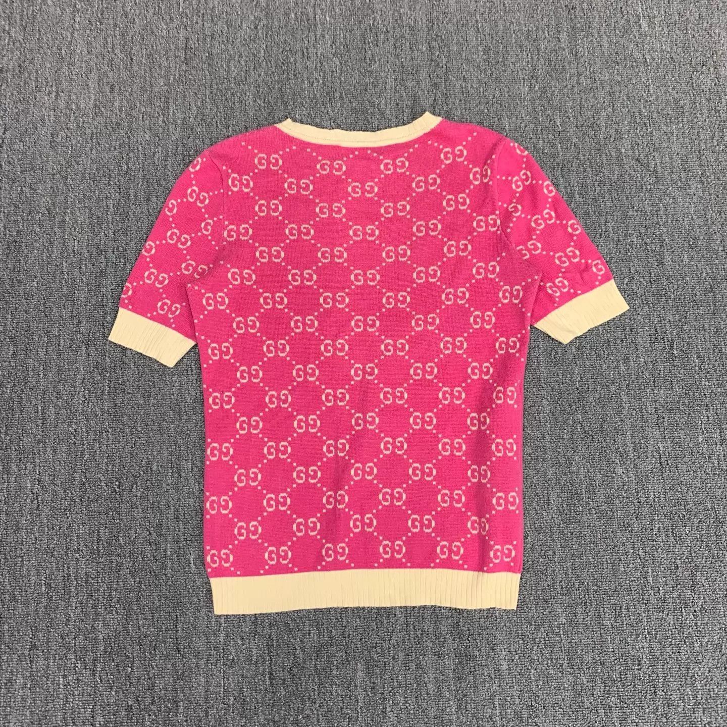 Gucci Gucci Pink All-Over Logo Knit Short Sleeve XS 9/10 (Neck Dot) Size XS / US 0-2 / IT 36-38 - 2 Thumbnail