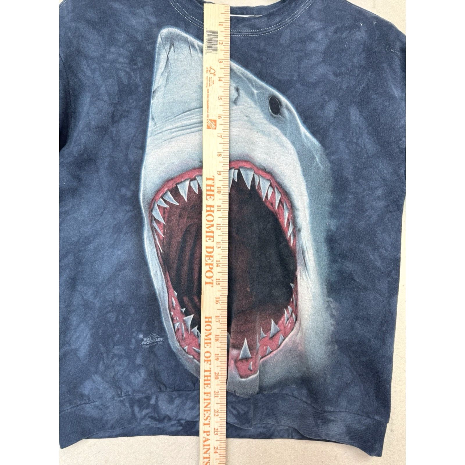 The Mountain The Mountain Shark Sweatshirt Unisex M Blue Tie Dye Cotton Blend Fleece Pullover Long Sleeve Heavyweight Machine Washable Regular Fit Size US M / EU 48-50 / 2 - 4 Thumbnail