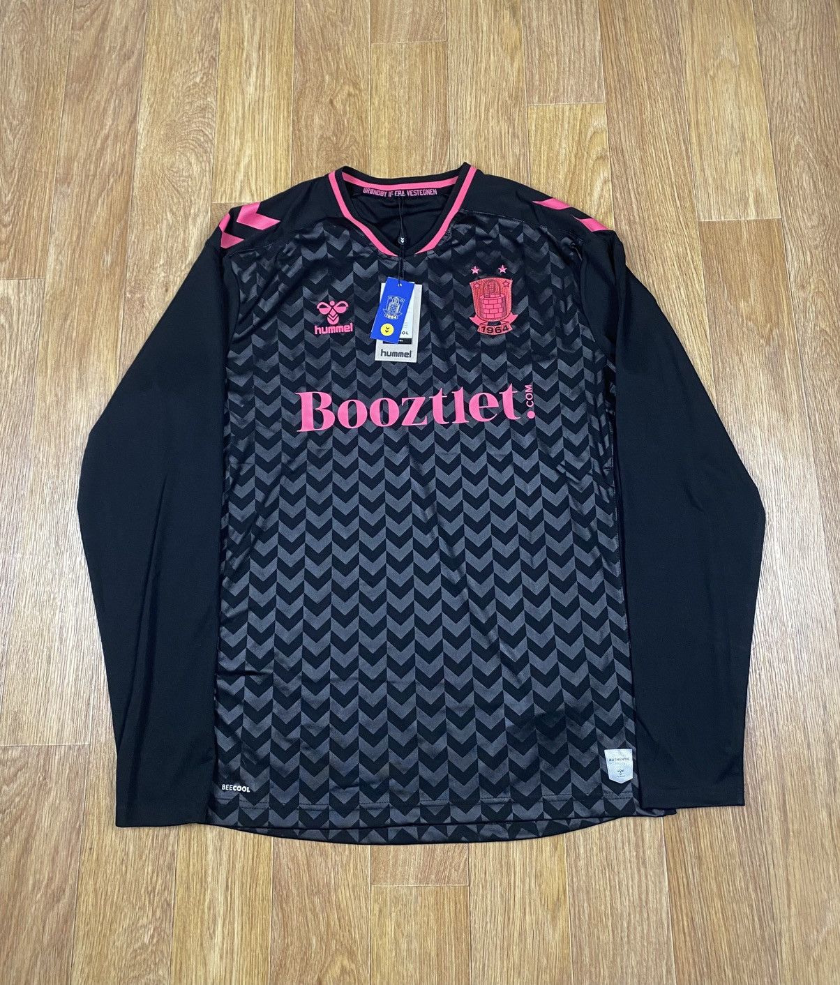 Hummel Brondby Denmark GK Long Sleeve Football Jersey 2022 2023 Size US XL / EU 56 / 4 - 1 Thumbnail