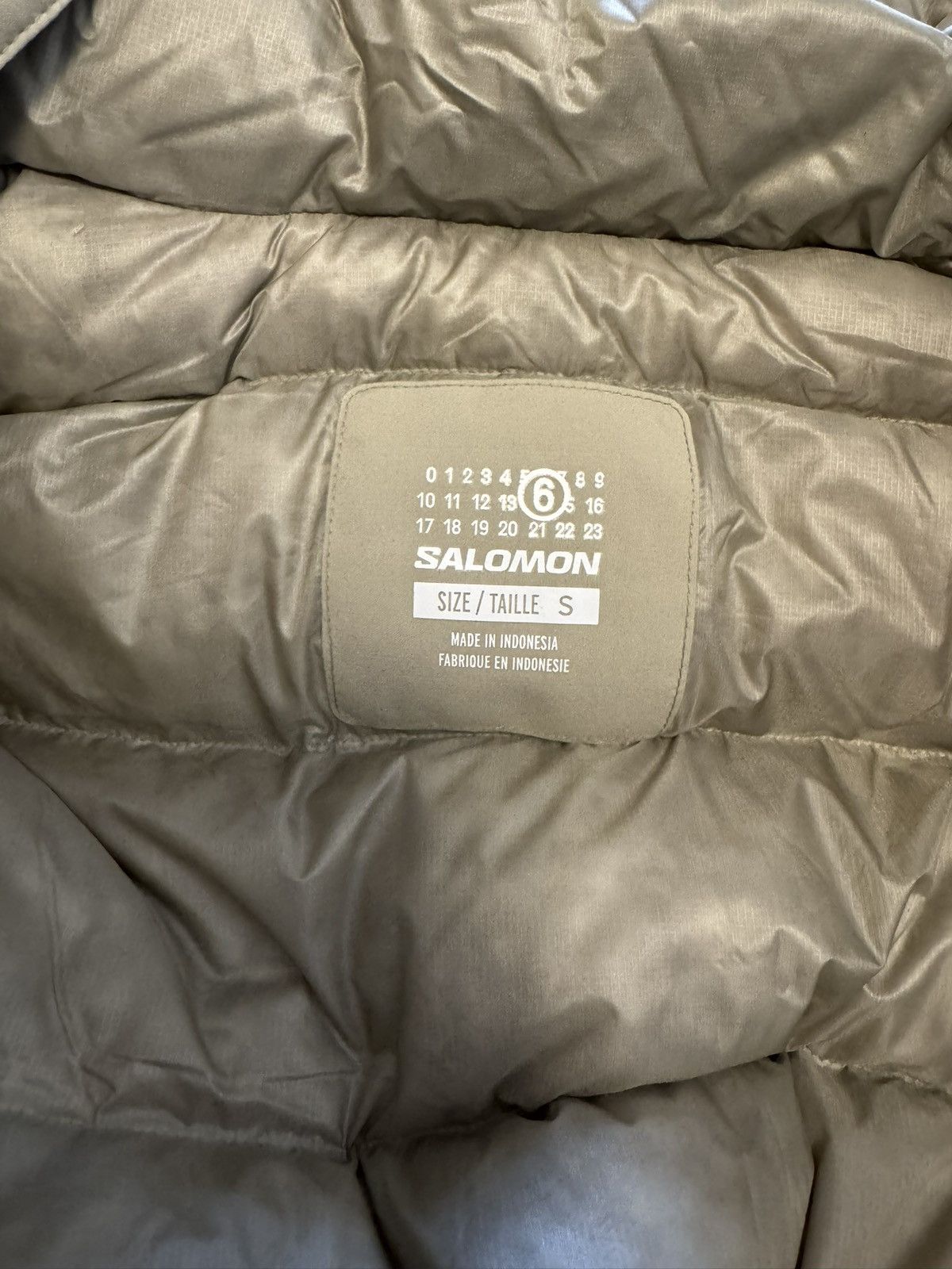 Maison Margiela × Salomon MM6 x Salomon technical jacket-abbey stone/cream- small Size US S / EU 44-46 / 1 - 7 Thumbnail