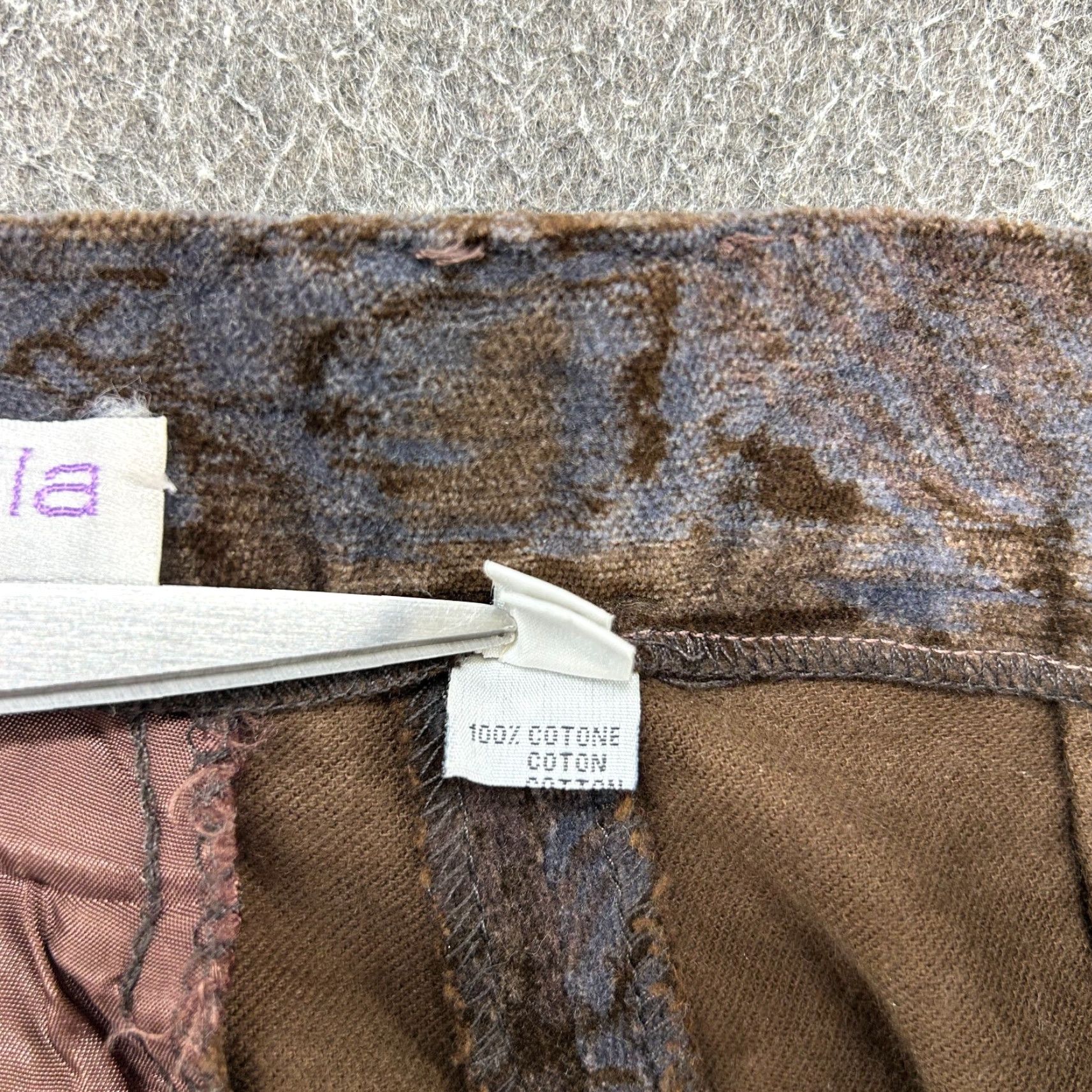 Vintage VINTAGE Serenella Boston Pants Women 31 Brown Leopard Print Velour 90s Workwear Casual Animal Print Relaxed Ankle 27in Inseam Women USA-made Size 24" / US 00 / IT 34 - 6 Thumbnail