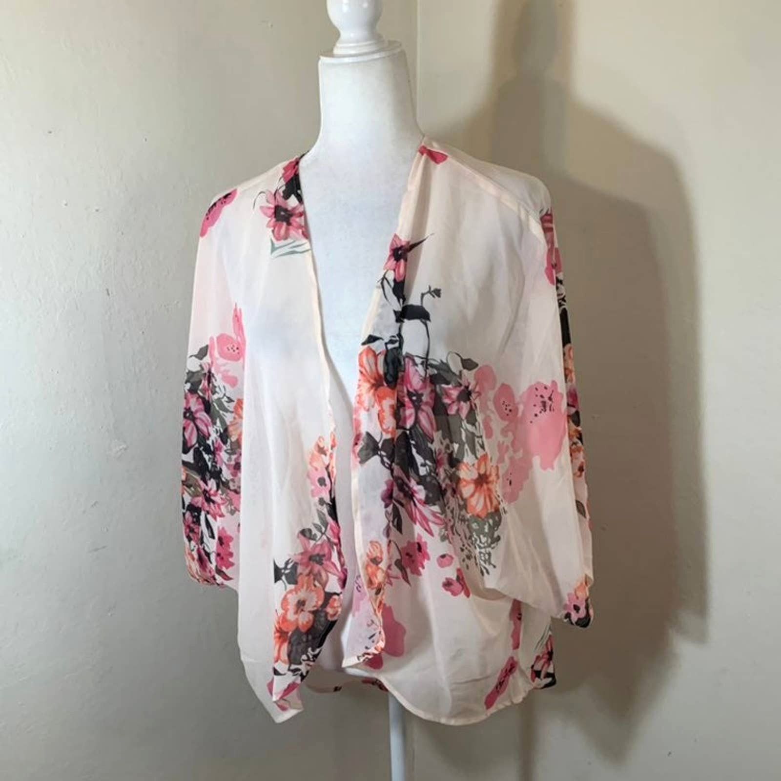 Other Pink Floral Women Top Cardigan size S Size S / US 4 / IT 40 - 2 Thumbnail