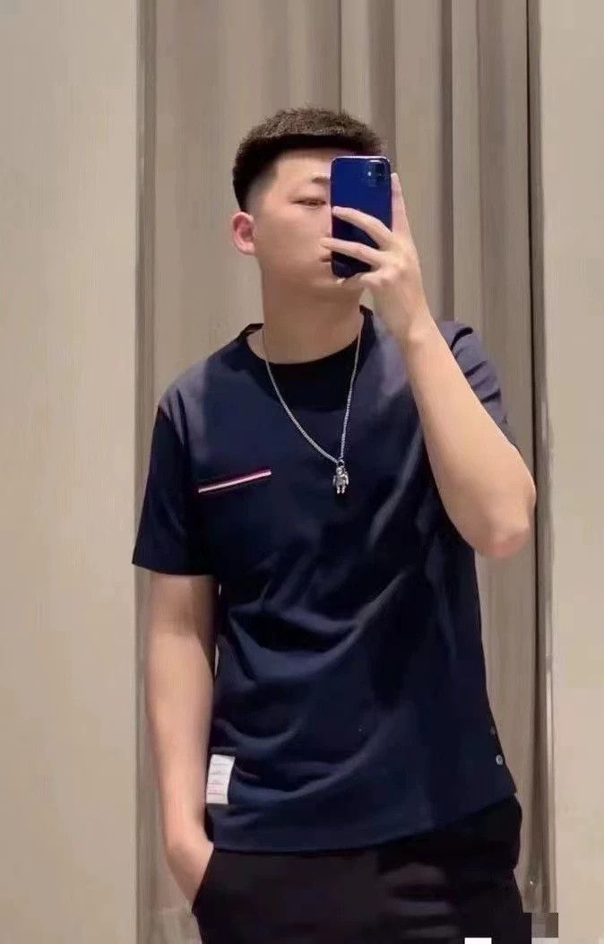 Thom Browne Thom Browne size1 Round neck short sleeve T-shirt Size US S / EU 44-46 / 1 - 8 Thumbnail