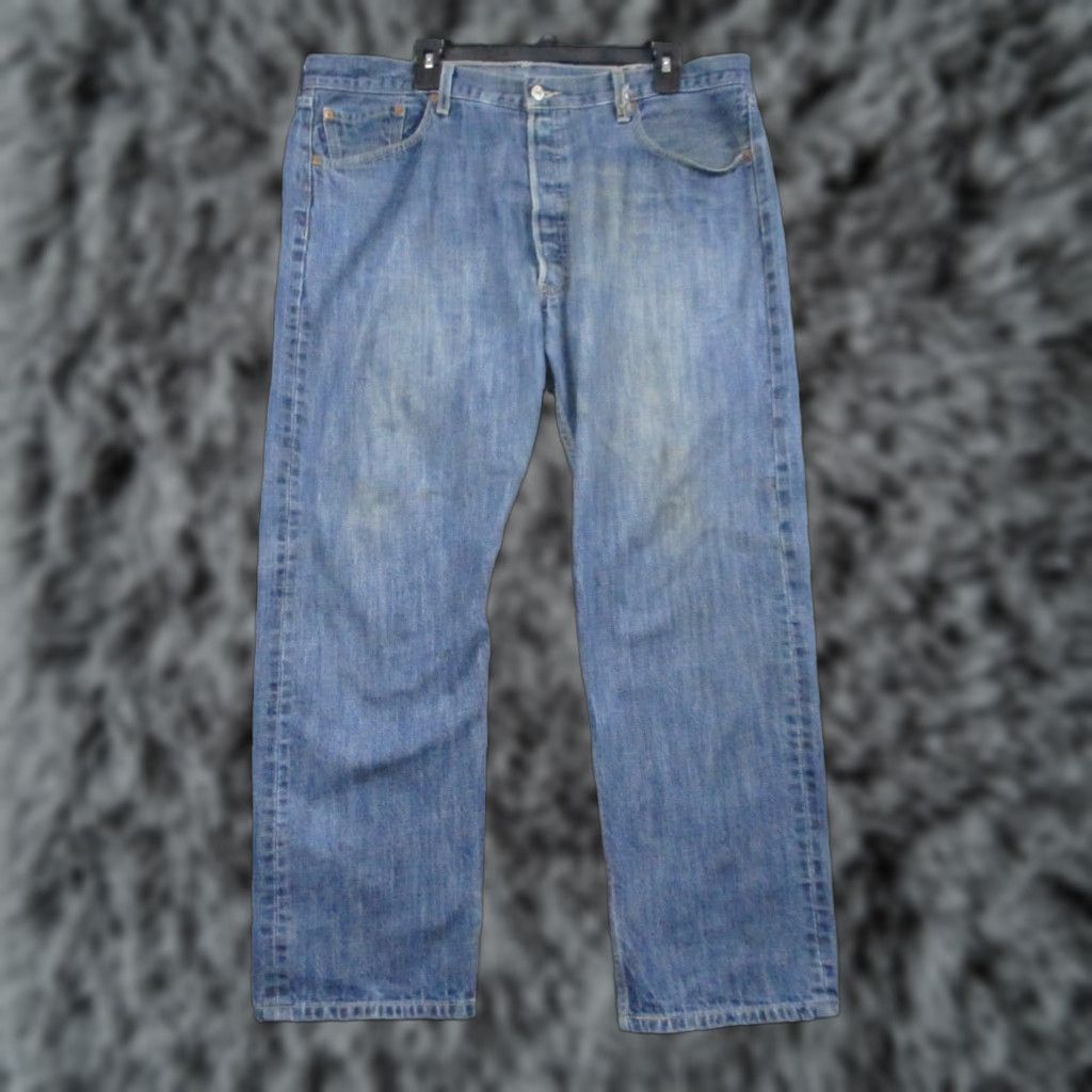 Levi's Levi's 501xx Jeans Button Fly Straight Medium Wash Blue Mens 40x32 Regular Jeans Size US 38 / EU 54 - 1 Thumbnail