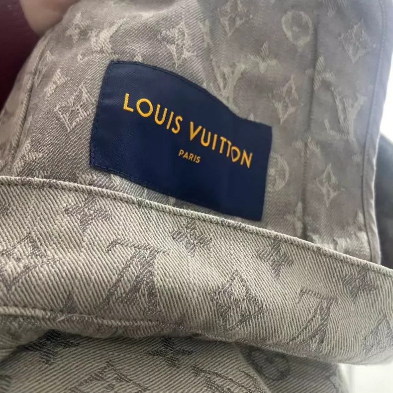 Louis Vuitton LOUIS VUITTON Grey denim full print jacket 2504-Nextarrow Size US L / EU 52-54 / 3 - 5 Thumbnail