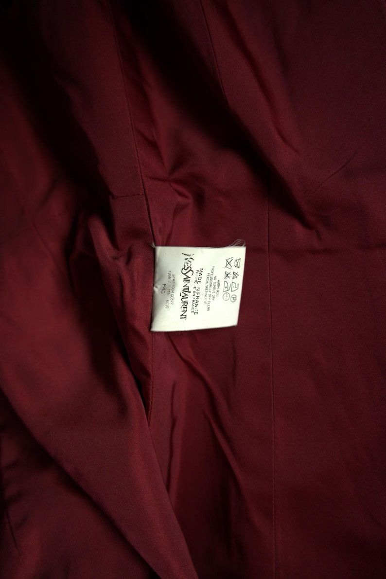Yves Saint Laurent F/W 2004 Yves Saint Laurent by Tom Ford RUNWAY Pagoda Silk Size L / US 10 / IT 46 - 15 Thumbnail
