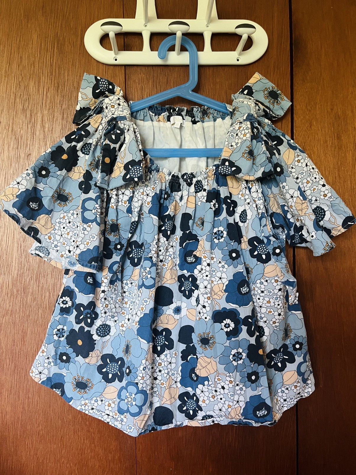 Chloe Chloé Girls (Size 10) Crazy Daisy Blouse (XS) Size XS / US 0-2 / IT 36-38 - 2 Thumbnail
