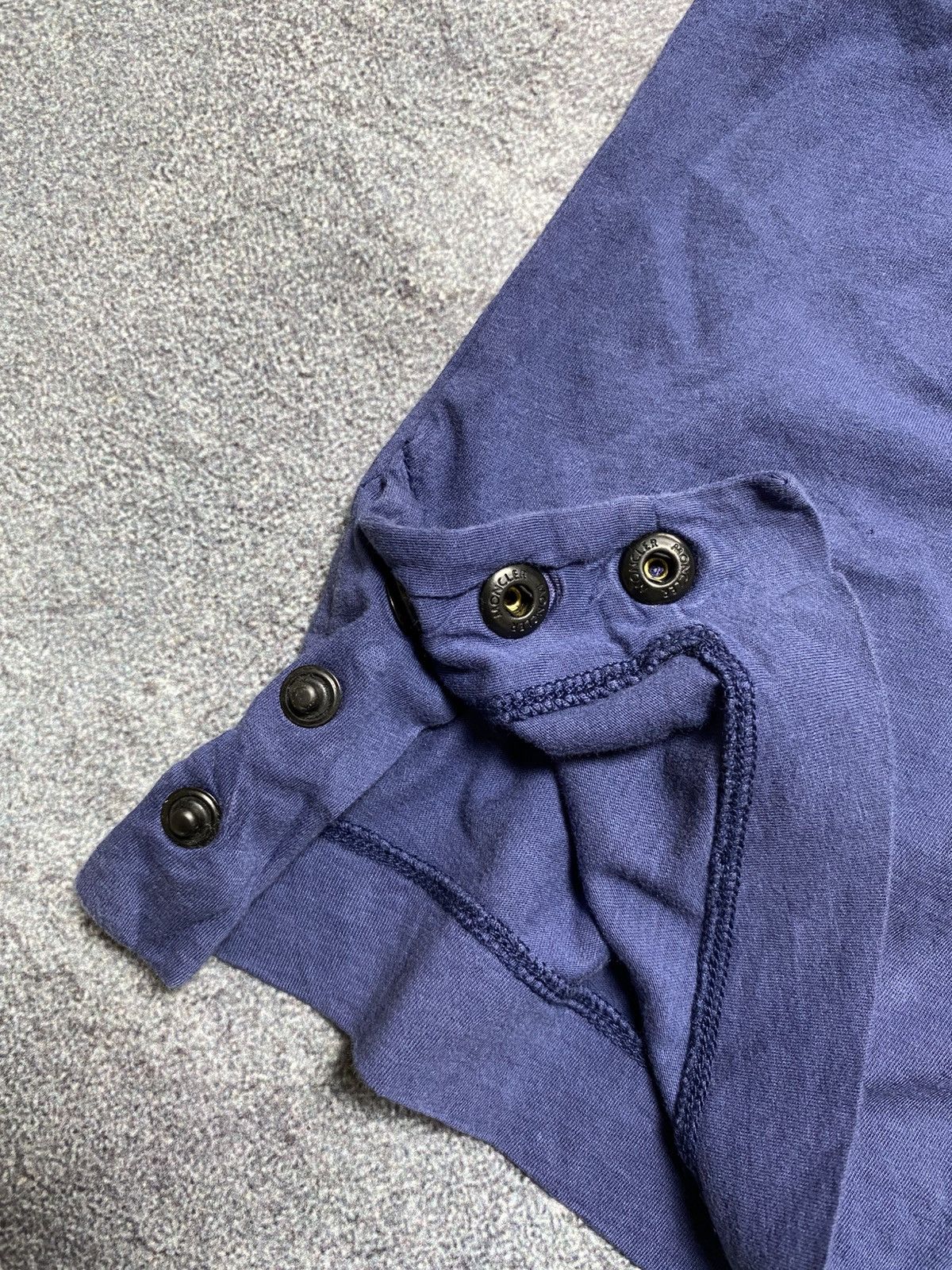 Moncler Grenoble × Vintage Moncler grenoble t shirt vintage Size L / US 10 / IT 46 - 7 Thumbnail