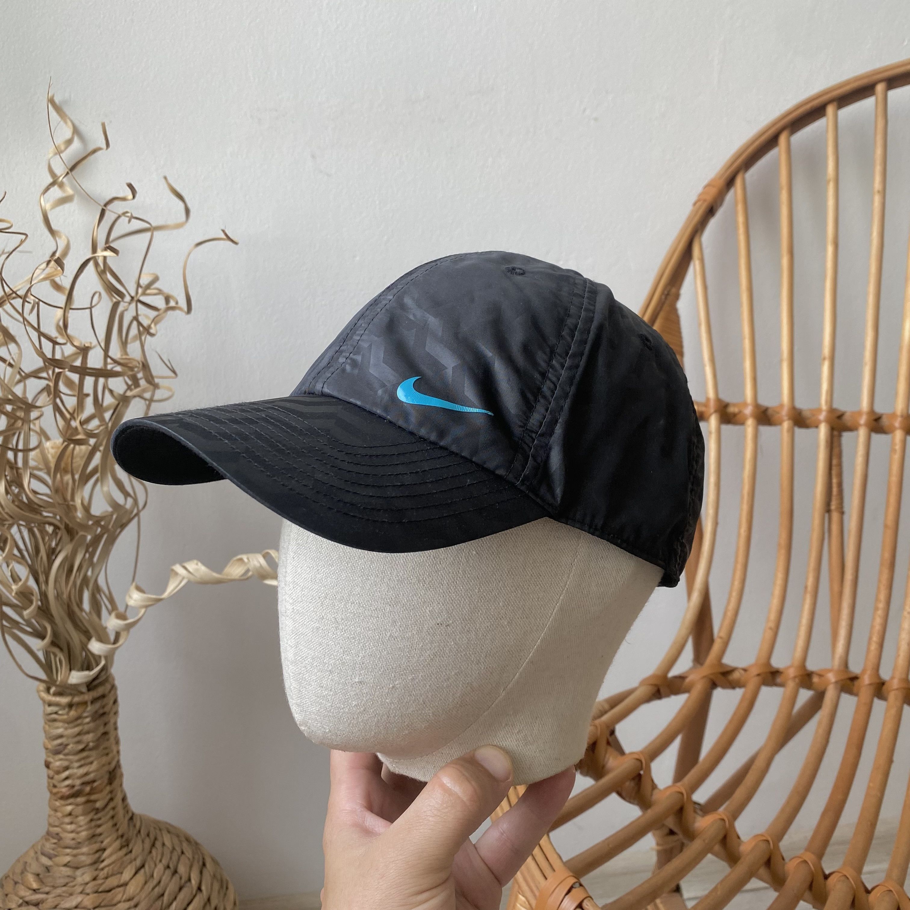 Nike Vintage 00s Drill Nike Nylon Cap Swoosh tn SHTORM FIT Size ONE SIZE - 1 Thumbnail
