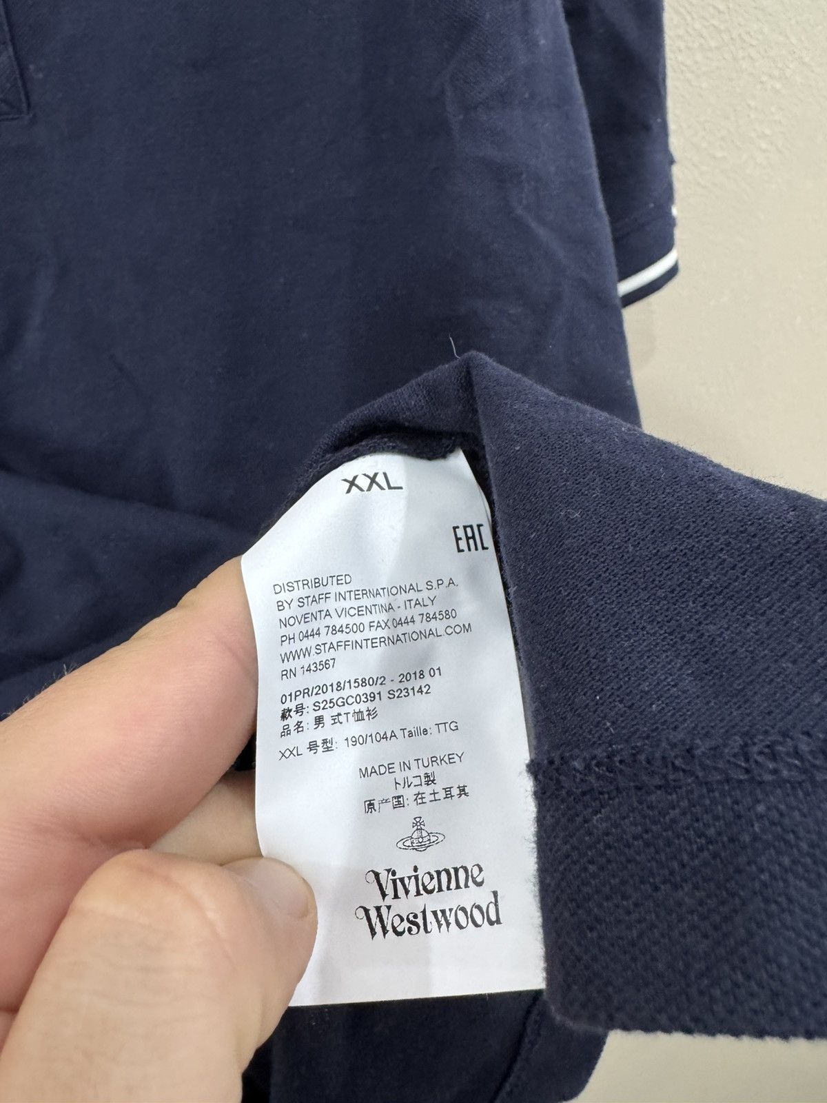 Vivienne Westwood VIVIENNE WESTWOOD T-SHIRT BIG LOGO GRAPHIC DESIGN Size US XXL / EU 58 / 5 - 4 Thumbnail