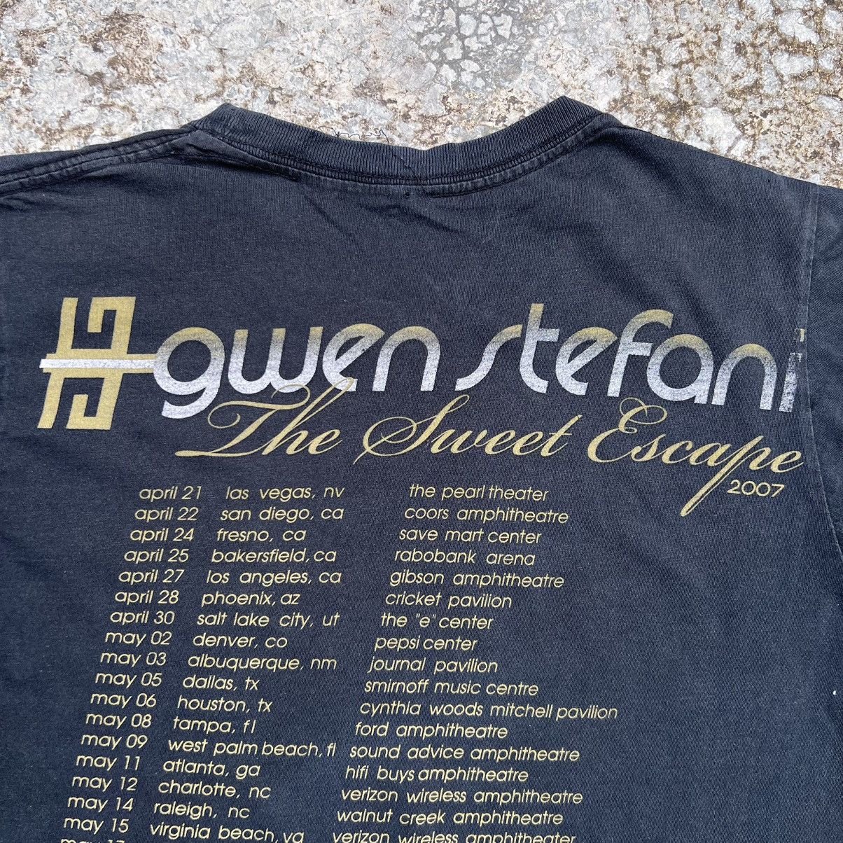 Band Tees VTG 07 GWEN STEFANI “THE SWEET ESCAPE” Size US S / EU 44-46 / 1 - 7 Thumbnail