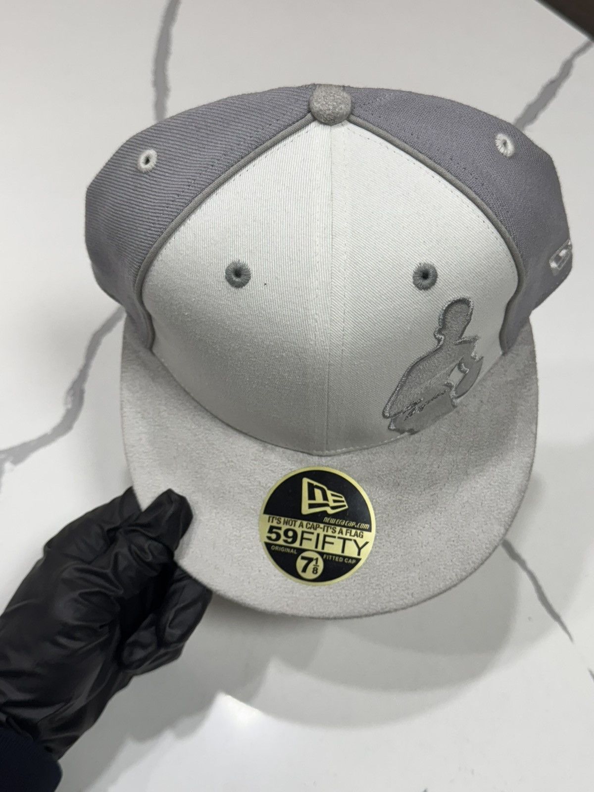 New Era Vintage HWC New Era Los Angeles Fitted Cap Leather Suede Size ONE SIZE - 3 Thumbnail