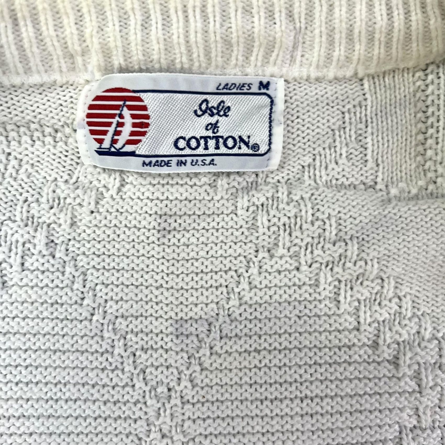 Vintage Isle of Cotton Womens Cardigan Sweater V-Neck White Fair Isle Knit Golf Crest Pocket Buttons Embroidered Vintage USA Medium Size M / US 6-8 / IT 42-44 - 2 Thumbnail