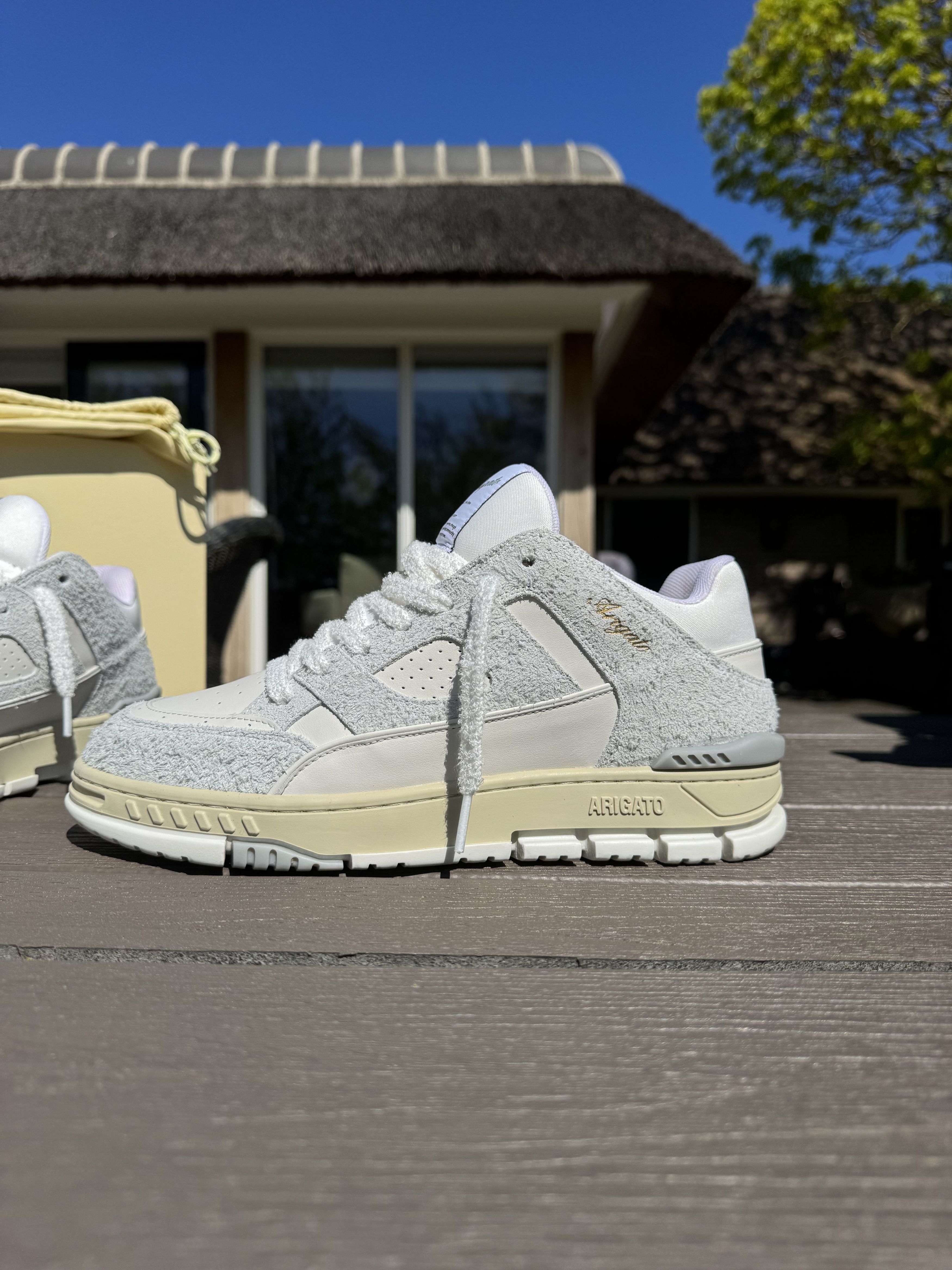 Axel Arigato AREA LO FLUFFY SNEAKER GREY WHITE Size US 10.5 / EU 43-44 - 3 Thumbnail