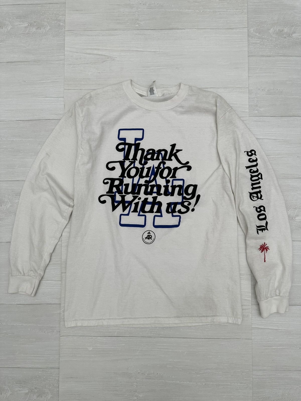 Gildan Los Angeles Thank You For Running With Us Tee White LS Size US M / EU 48-50 / 2 - 1 Thumbnail