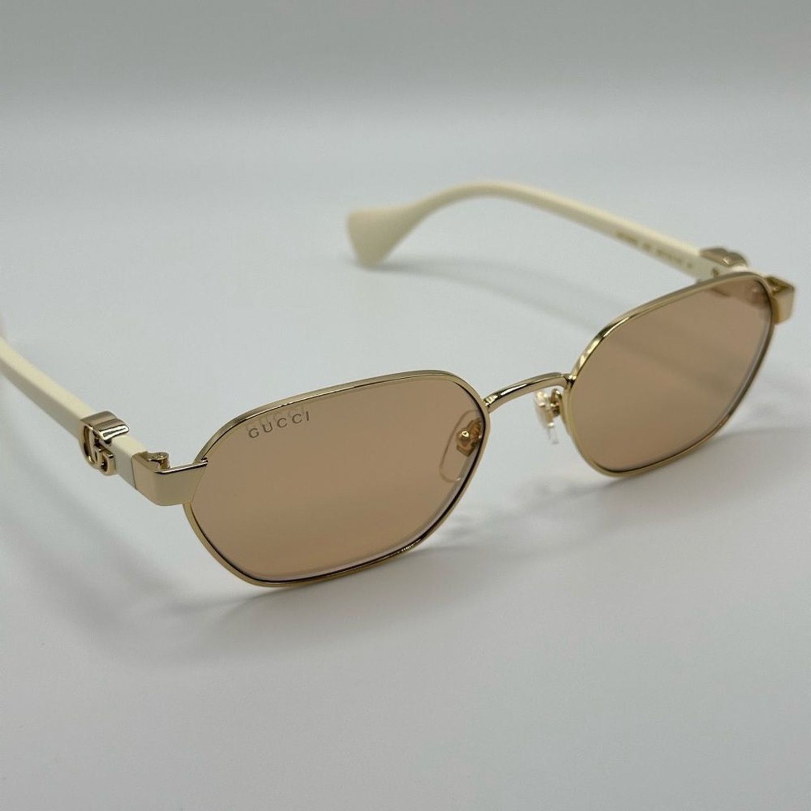 Gucci BRAND NEW GUCCI GG1593S 002 Gold/Ivory/Pink Women Sunglasses Size ONE SIZE - 3 Thumbnail