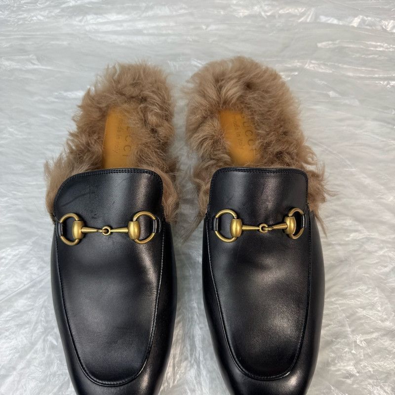 Gucci Gucci Black Wool Slip-On Loafers for Men - Size US 8 / EU 41 - 2 Thumbnail