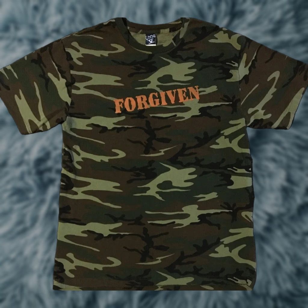 Vintage VINTAGE Christian Motorcycle Association FORGIVEN Camo Shirt L Men Camouflage T-Shirt 90s Grunge Harley CMA Easter Heaven Jesus Christ Army UI Size US L / EU 52-54 / 3 - 1 Thumbnail