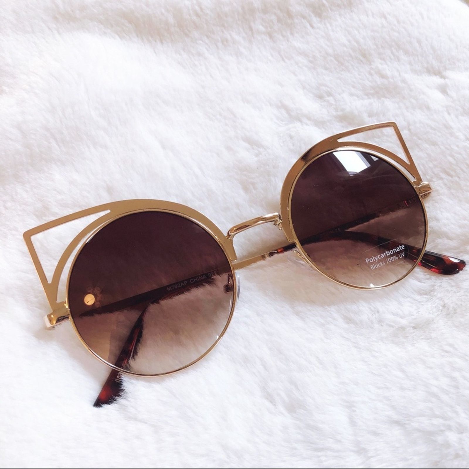 Other Mia Gold Cat Eye Retro Round Sunglasses Size ONE SIZE - 2 Thumbnail
