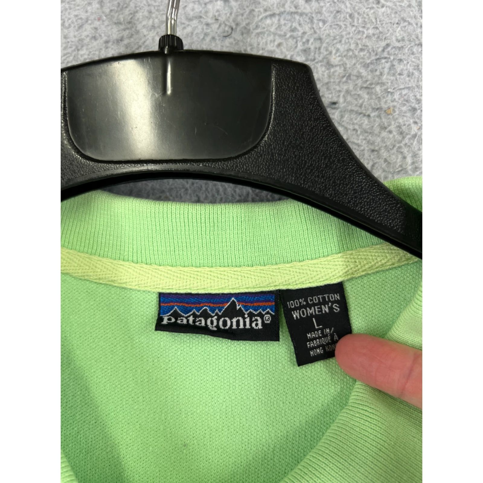 Patagonia Patagonia Polo Shirt Womens Large Green 100% Cotton Knit Crop Read Polo Shirt Women Green 100% Cotton Knit Cropped Polo Mens? Size L / US 10 / IT 46 - 6 Thumbnail