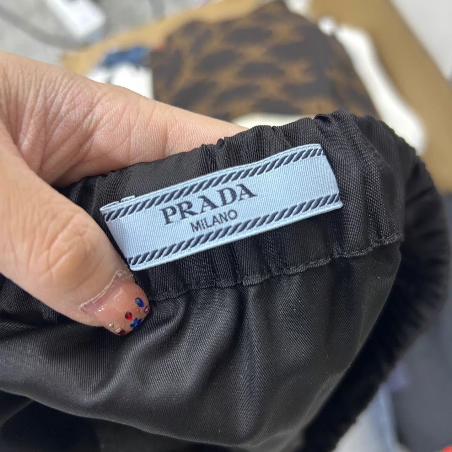 Prada Prada Wool Check Pocket Triangular Logo Short 99 New Size 40 Size 27" / US 4 / IT 40 - 4 Thumbnail
