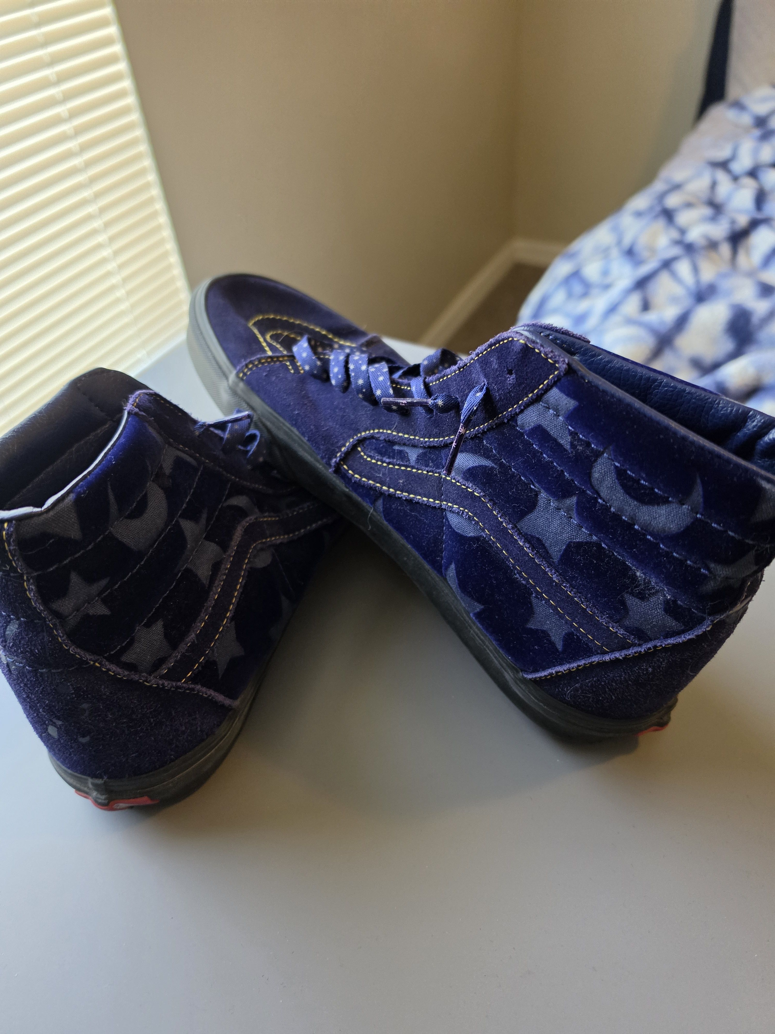 Disney × Vans Vans X Disney Blue Felt Hightop Sneakers Size 12 Size US 12 / EU 45 - 3 Thumbnail