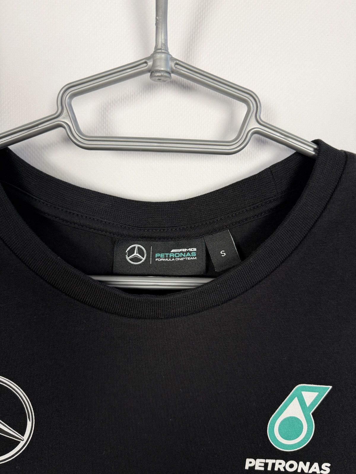 Mercedes-Benz Mercedes AMG Petronas Formula One Team Racing T-Shirt F1 Size US S / EU 44-46 / 1 - 7 Thumbnail