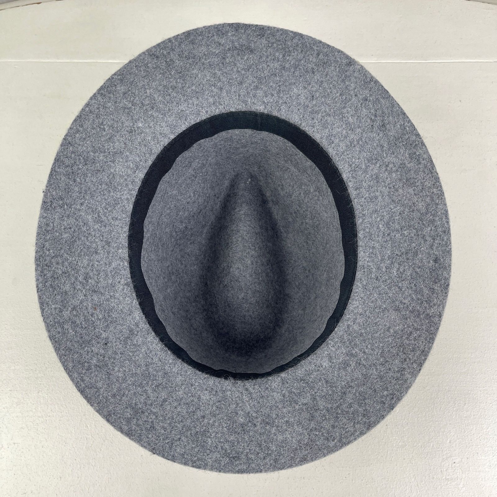 Forever 21 Grey Felt Fedora Hat Short Brim Black Faux Leather Band Size ONE SIZE - 14 Thumbnail