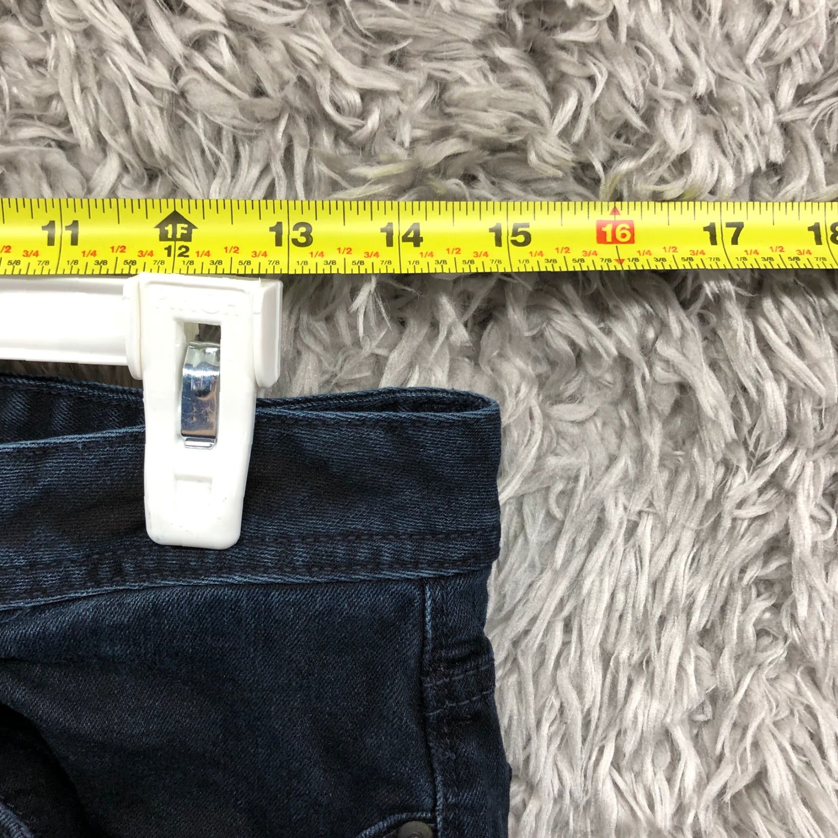 Forever 21 Forever 21 Jeans Mens Size 31 Slim Straight Leg Mid Rise Dark Wash Blue Denim Jeans Size US 31 - 2 Thumbnail