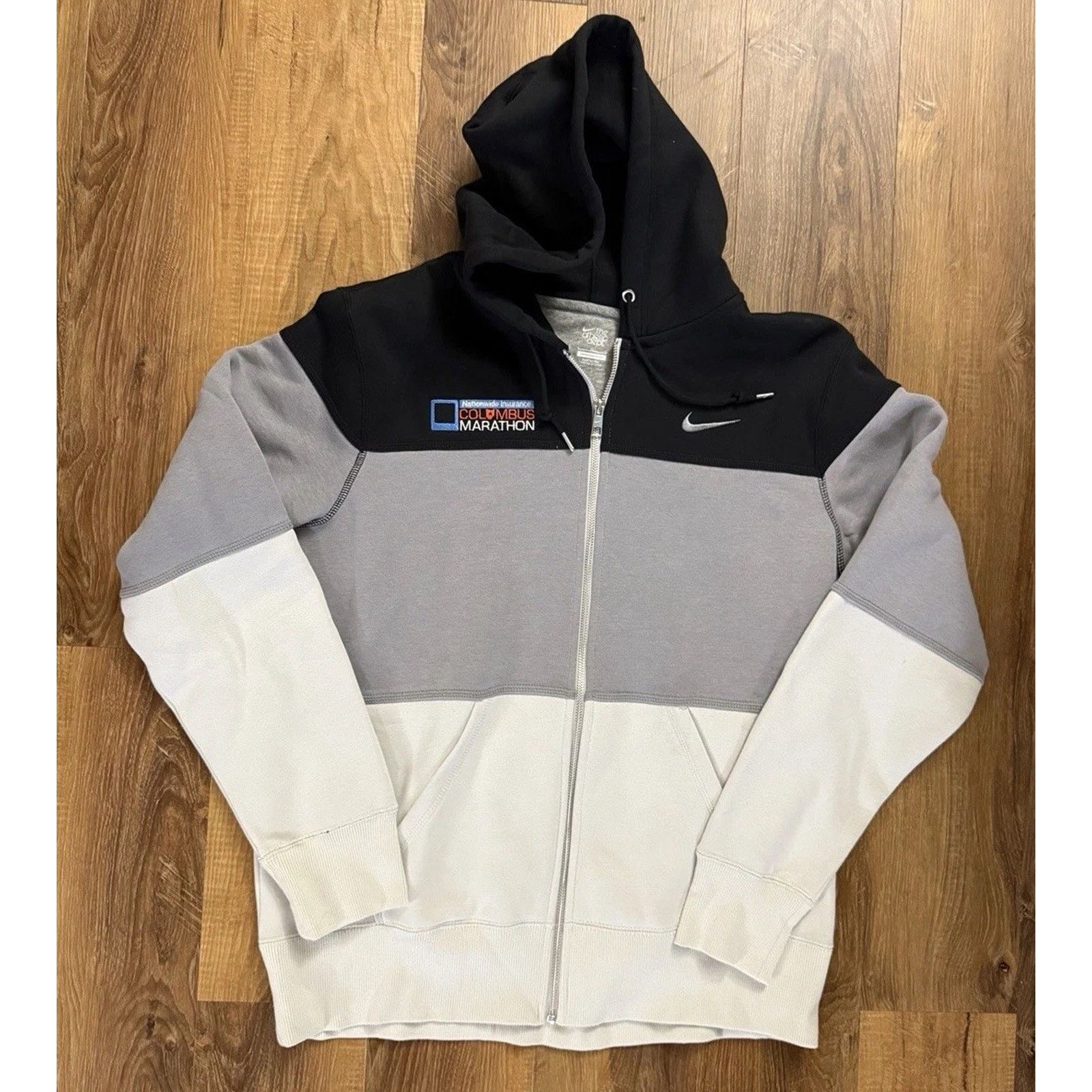 Nike Vintage Y2K Nike Hoodie Columbus Marthon Black Grey Size L Size US L / EU 52-54 / 3 - 2 Thumbnail