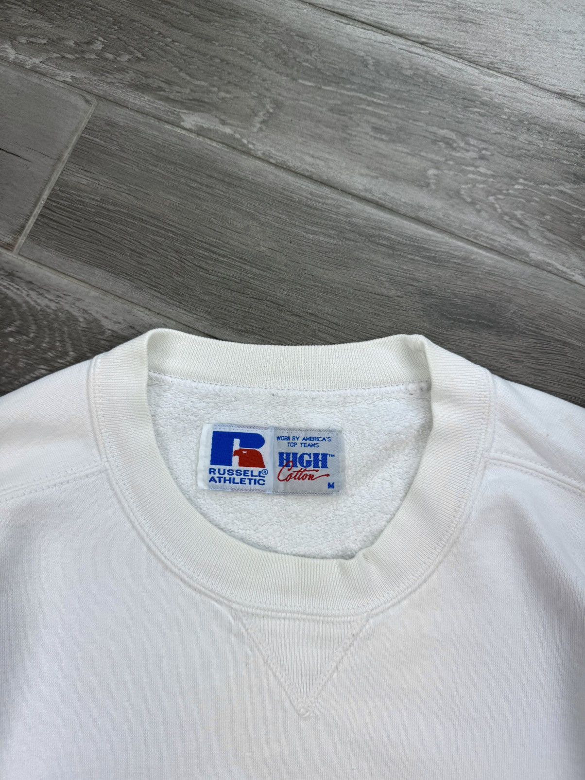 Other Vintage Russell Athletic Sweatshirt Big Centre Logo Crewneck Size US M / EU 48-50 / 2 - 6 Thumbnail