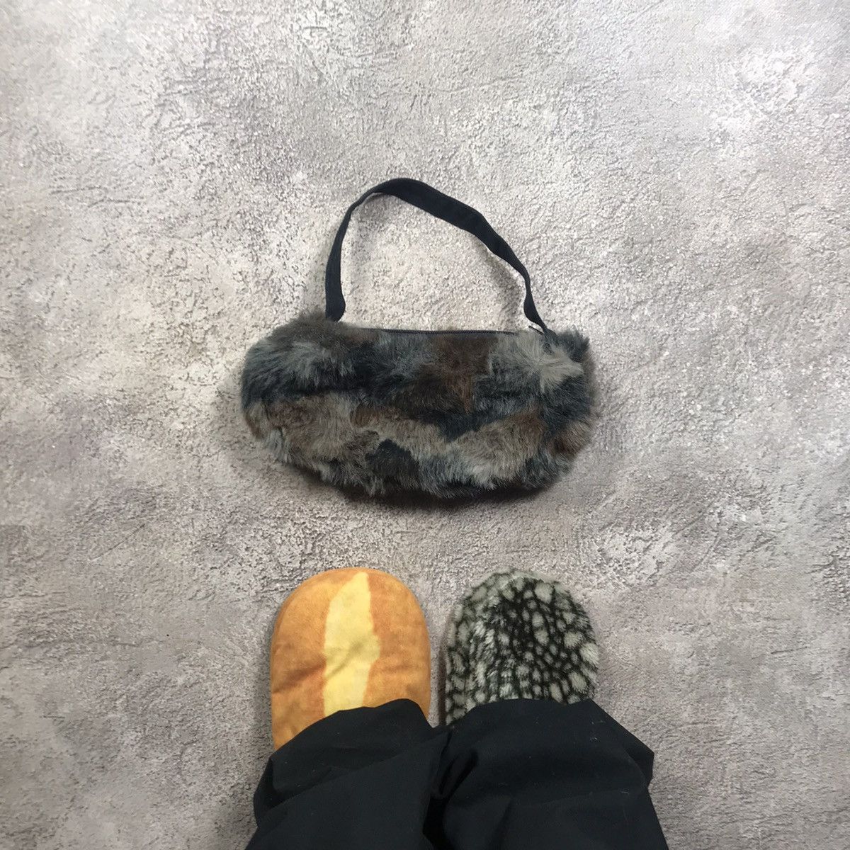 Vintage Vintage 90s Mohair Shoulder Bag Y2K Japanese Archive Swag OS Size ONE SIZE - 1 Thumbnail