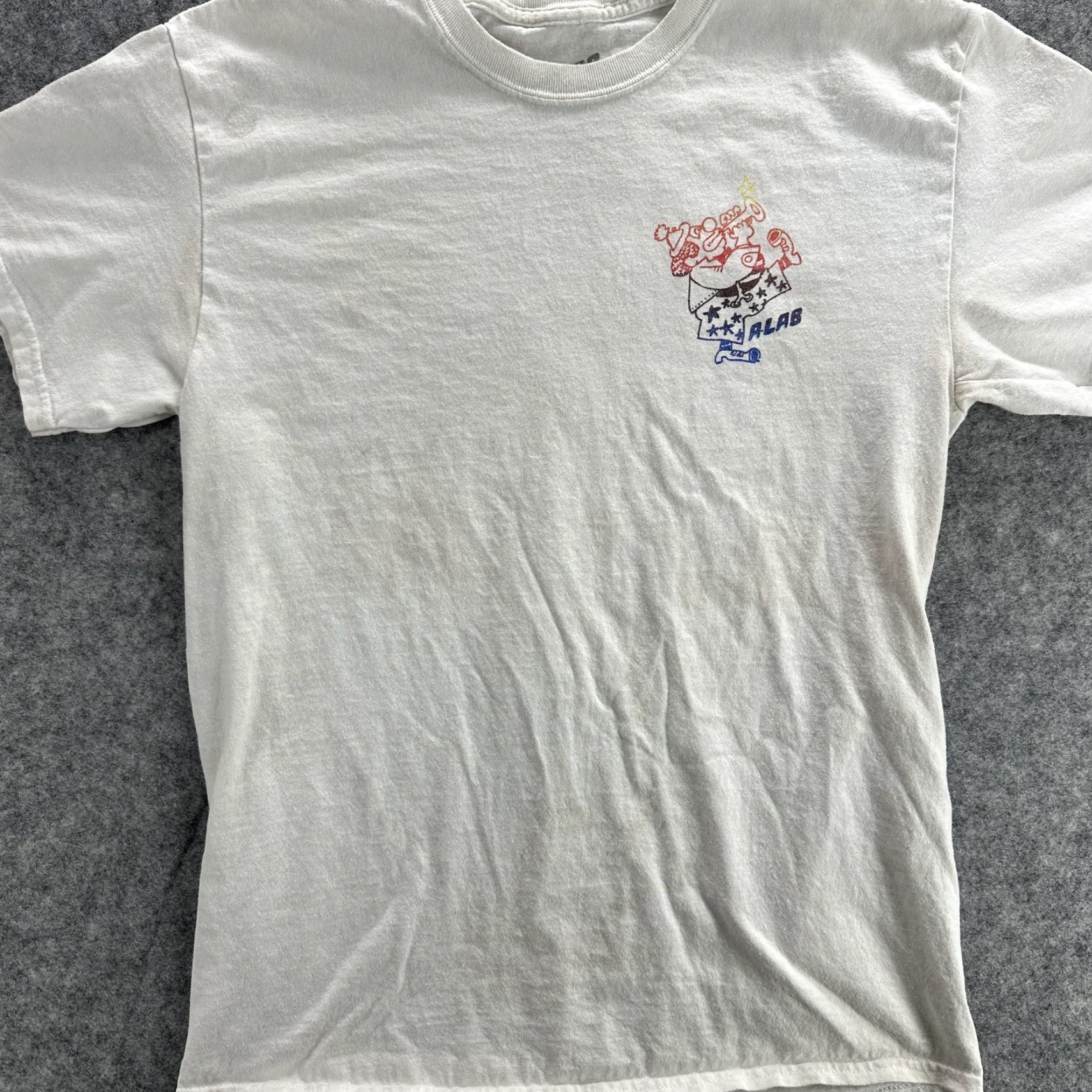 Vintage A.LAB Circus Maximus Graphic T-Shirt Mens Medium White 2000s Carnival Vintage Retro Size US M / EU 48-50 / 2 - 3 Thumbnail