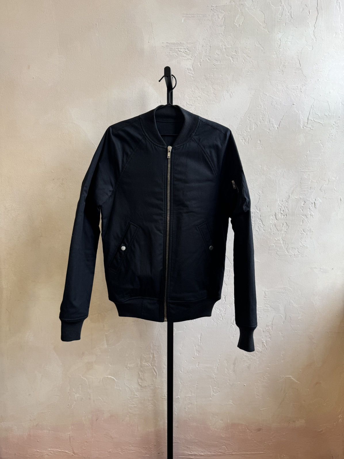 Rick Owens BOMBER MAINLINE PADDED CLASSIC JACKET M1A1 Size US S / EU 44-46 / 1 - 2 Thumbnail