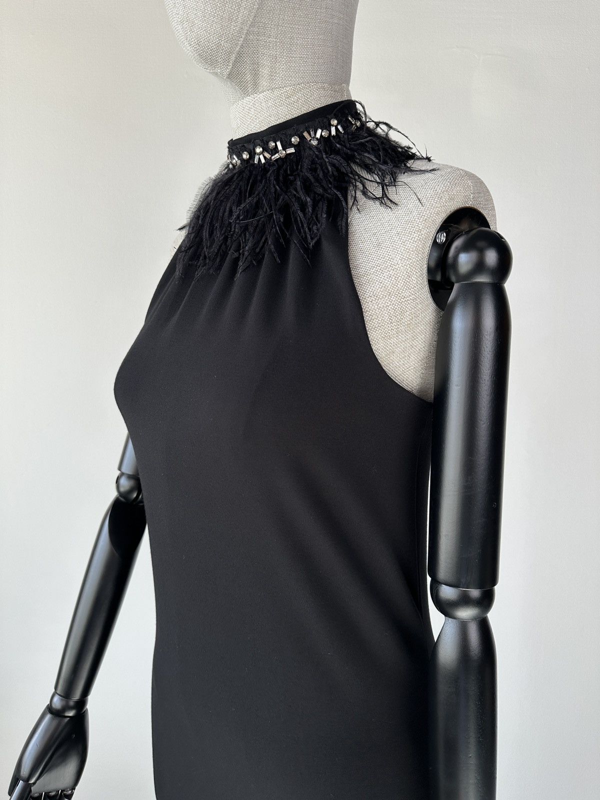 Max Mara MAX MARA Cocktail Halter Dress Ostrich Feathers Crystals Size S / US 4 / IT 40 - 8 Thumbnail