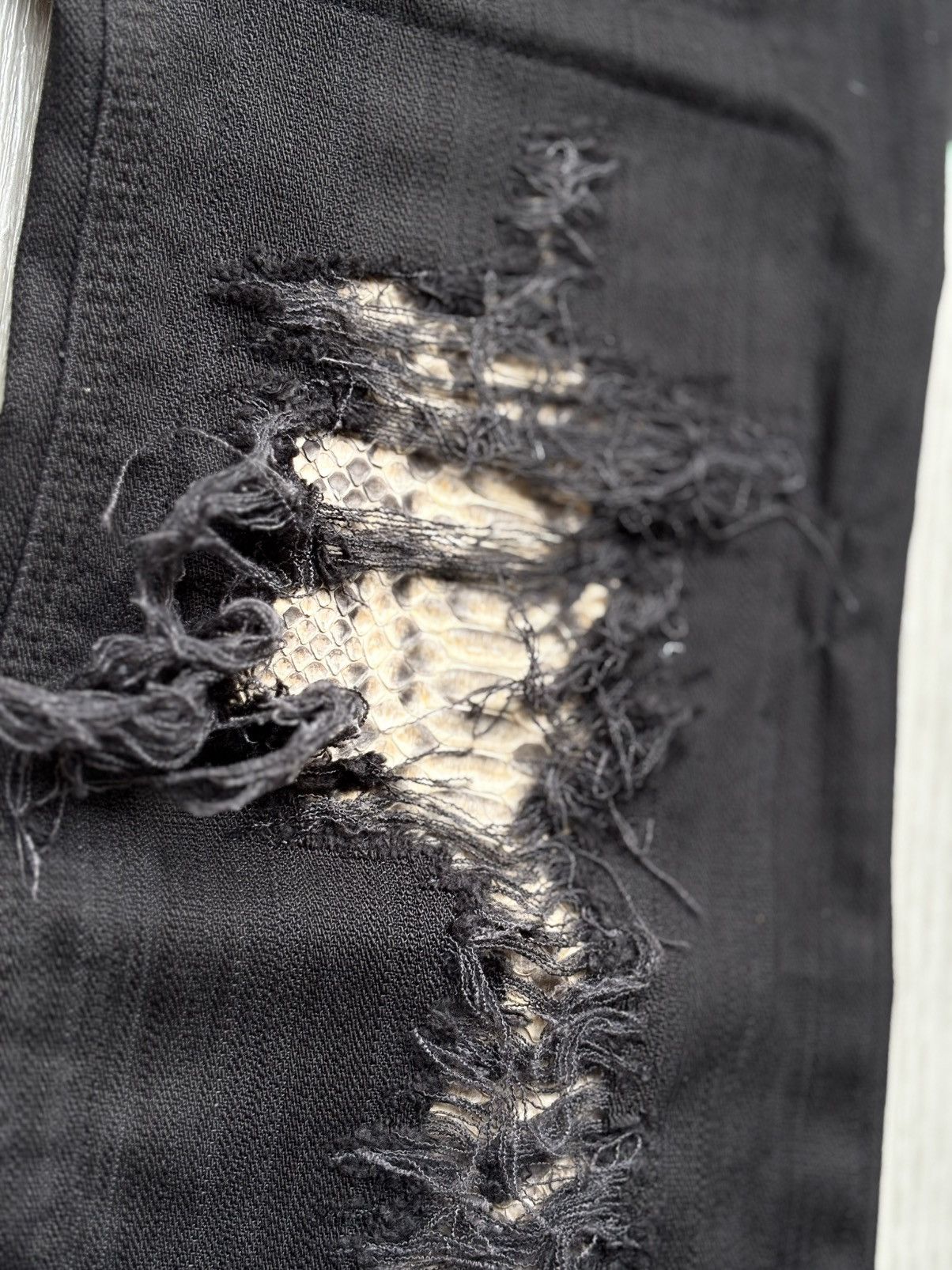 Japanese Brand TAKA Q distressed flare jeans Size US 28 / EU 44 - 2 Thumbnail