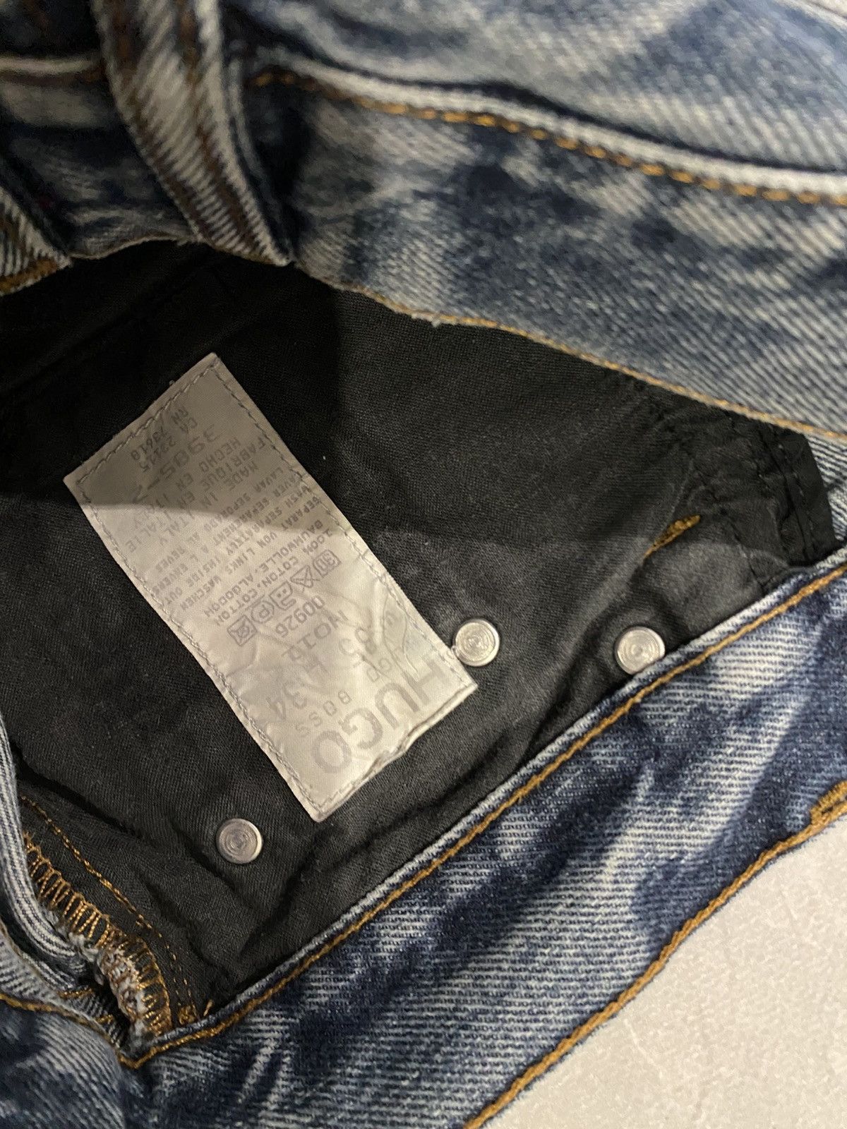 Japanese Brand Slim Fit Washed Denim Classic Fade Everyday Drip Size US 33 - 10 Thumbnail